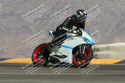 media/Oct-21-2024-Moto Forza (Mon) [[0d67646773]]/B Group/Session 3 (Turn 9)/